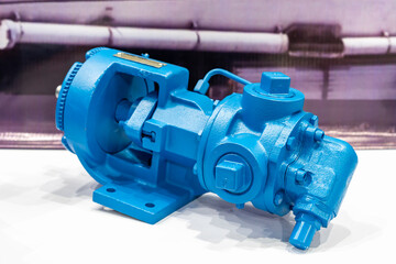 metal rotary gear pump for pumping water or viscosity liquid in industrial on table