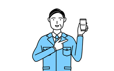 スマホのキャッシュレス・オンライン決済を勧める作業着を着た男性（経営者、管理職、工場長）