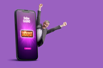 Online casino games on smartphone