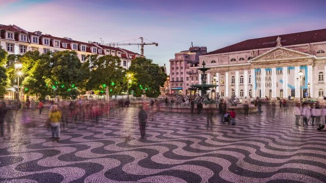 Rossio Square by Night, Lisbon - smart blur time lapse