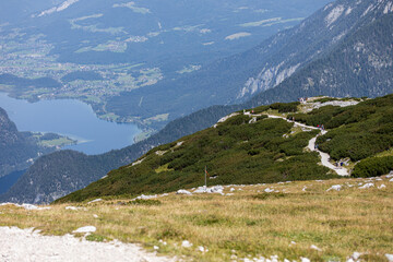 Fototapeta na wymiar View to Hallstatt from Dachstein mountain