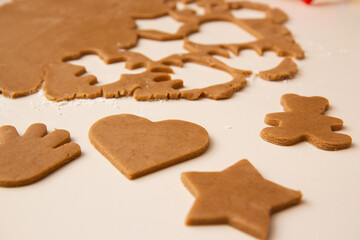 heart shaped gingerbread cookies