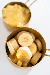 Mashed and sliced bananas