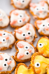 Easter Chocolate Covered Pretzel Bunnies and Ducklings