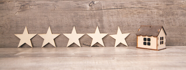 House 5 Yellow Stars Header