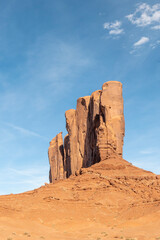 Fototapeta na wymiar scenic view to monument valley with camel butte and blue sky