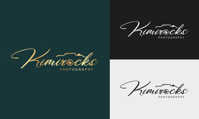Fototapeta na wymiar Photography Typography Signature Logo of the photographer. camera shutter. The abstract symbol for a Photo Studio in a simple minimalistic style.