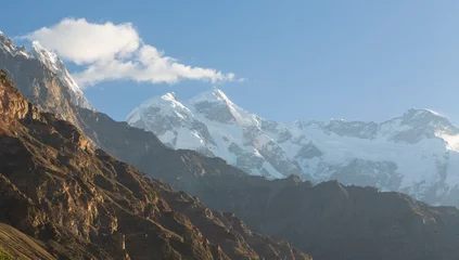 Photo sur Plexiglas Nanga Parbat Pic de montagne Nanga Parbat avec glacier et forêt de pins verts de Fairy Meadow. Gilgit, Pakistan