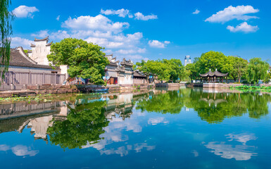 Fototapeta na wymiar Lake Scenery of Tianyige Museum, Ningbo, Zhejiang, China
