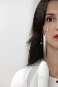 Skin care with darsonval, darsonval to improve blood circulation.