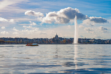 Fototapeta na wymiar Le jet d'eau de Genève, Suisse.