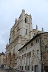 Fototapeta na wymiar Beautiful medieval church in the Europe on a cloudy day