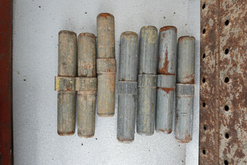 some short and rusty pipes