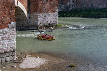 Rafting auf dem Fluss Etsch in Verona