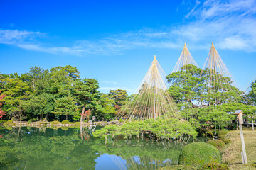 秋の兼六園　石川県金沢市　Kenrokuen in autumn. Ishikawa Prefecture, Kanazawa City.