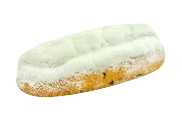 Ganzer Weihnachtsstollen mit Puderzucker und Hintergrund transparent PNG cut out