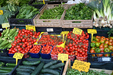 Légumes sur les étals du marché Campo de’ Fiori de Rome
