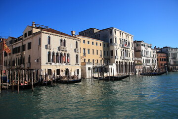 Obraz na płótnie Canvas Grand Canal et gondoles à Venise