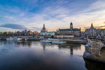 Fototapeta na wymiar Dresden Elbe River riverside view in Gremany