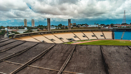 Fototapeta premium Estádio Futebol Esporte Corrida Atletismo Atlético Copa do Mundo Atleta Campo Grama Arquibancada Governador João Castelo Castelão Estádio Multiuso São Luís Maranhão Brasil Drone Aéreo Paisagem 