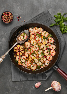 Shrimp Scamp in a pan