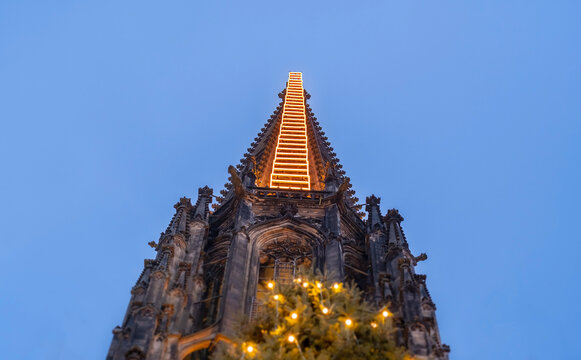 Munster, NRW, Germany. View of St Lambert's Church at dusk. 'Himmel Leiter in Munster'