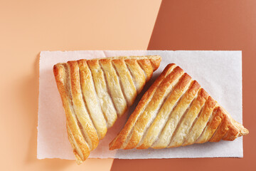 Puff pastry with apple filling