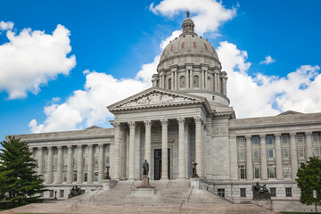 Fototapeta na wymiar Missouri State Capitol building in Jefferson City Missouri