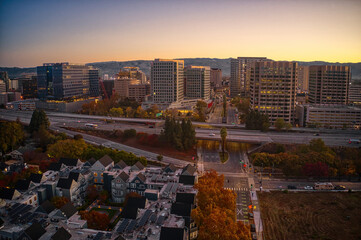 Aerial View of San Jose, California at Sunrise - obrazy, fototapety, plakaty
