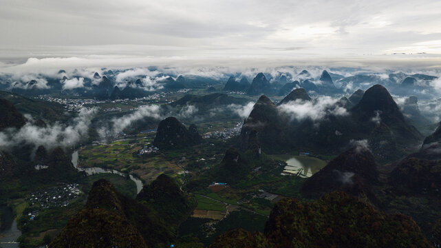 Beautiful China Landscape, Guilin, karst mountains and rivers