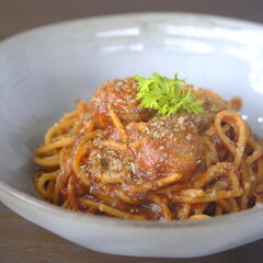 spaghetti with meatballs
