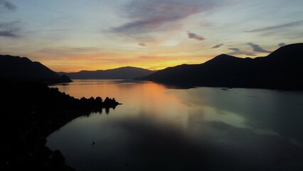 Fototapeta na wymiar Sunset Lake Maggiore