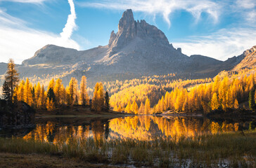Federa lake during sunrise, with autumnal colors. Federa Lake, Cortina d'Ampezzo, Belluno province, Veneto, Italy - 551779888