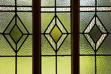 Textured hammered front door glazing pattern