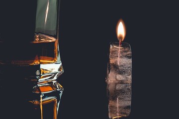 Whisky and ice candle
