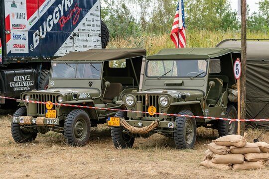 Exhibition of two Jeep cars from the Second World War