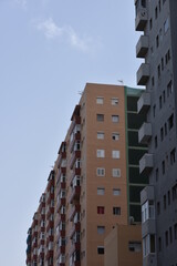 Fototapeta premium Low angle view of buildings in Las Palmas de la Gran Canaria