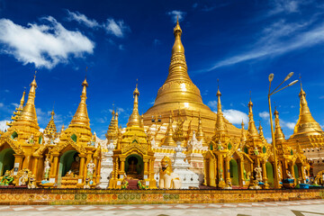 Fototapeta premium Myanmar famous sacred place and tourist attraction landmark - Shwedagon Paya pagoda. Yangon, Myanmar