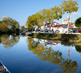 Fototapeta na wymiar Canal at Capbreton, France