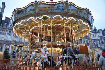 Manège traditionnel à Noël