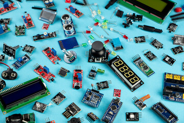 Modules of the electronic designer for training.