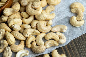 ready to eat and peeled cashew nuts