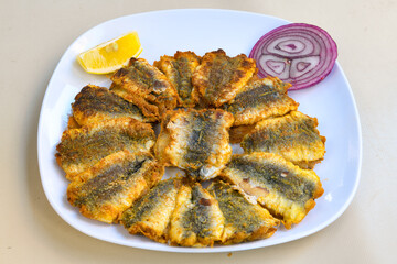 Fried Anchovies (Turkish Name: Hamsi Tava) .Hamsi, istavrit, sardalya tava. Balik kizartma.