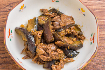 牛肉と味噌炒め