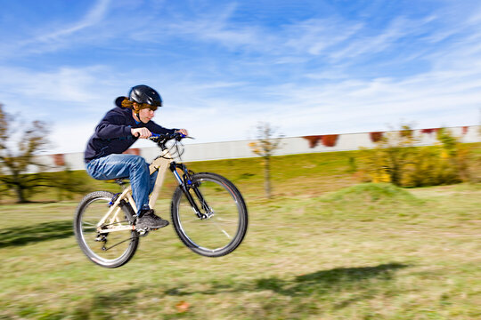 boy jumping at the dirtbike parcour in Munich
