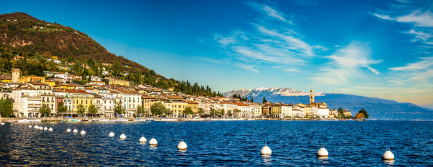 Fototapeta premium old town and port of Salo in italy