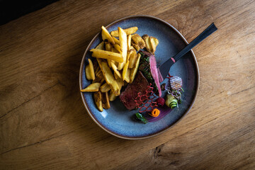 High-quality top food photos from fish to meat to salad, more photos in my profile.

Hochwertige...