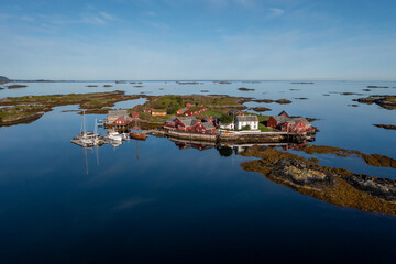 Fototapeta na wymiar the island of haholmen Norway