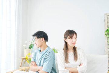 喧嘩するカップル