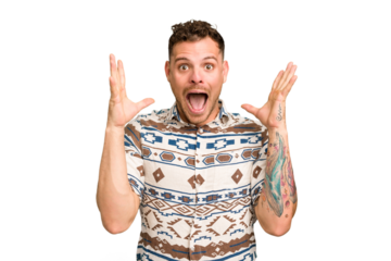 Young caucasian handsome man isolated screaming to the sky, looking up, frustrated.